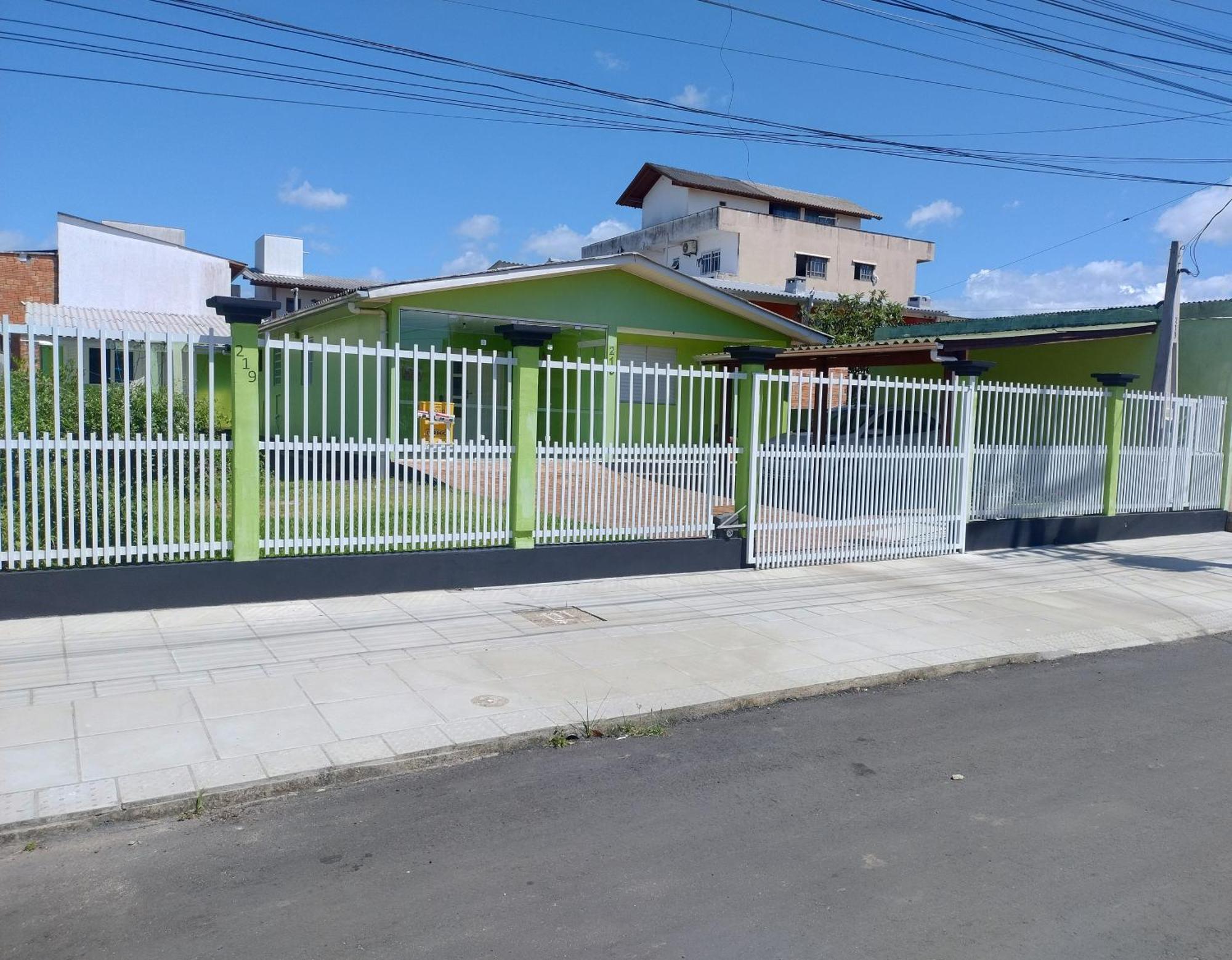 Casa Para Aluguel De Veraneio Em Torres Zewnętrze zdjęcie